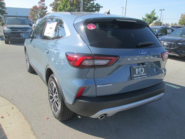 new 2025 Ford Escape car, priced at $35,906