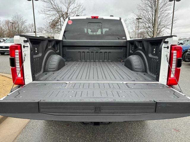 new 2025 Ford F-250 car, priced at $82,944