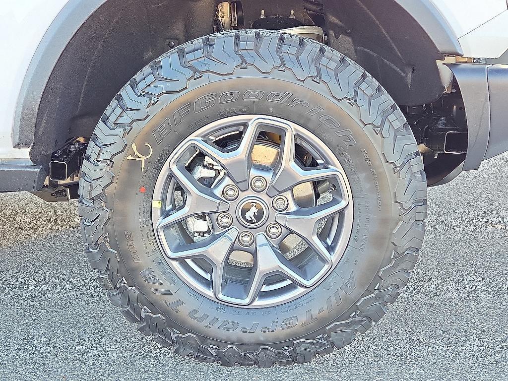 new 2025 Ford Bronco car, priced at $50,860