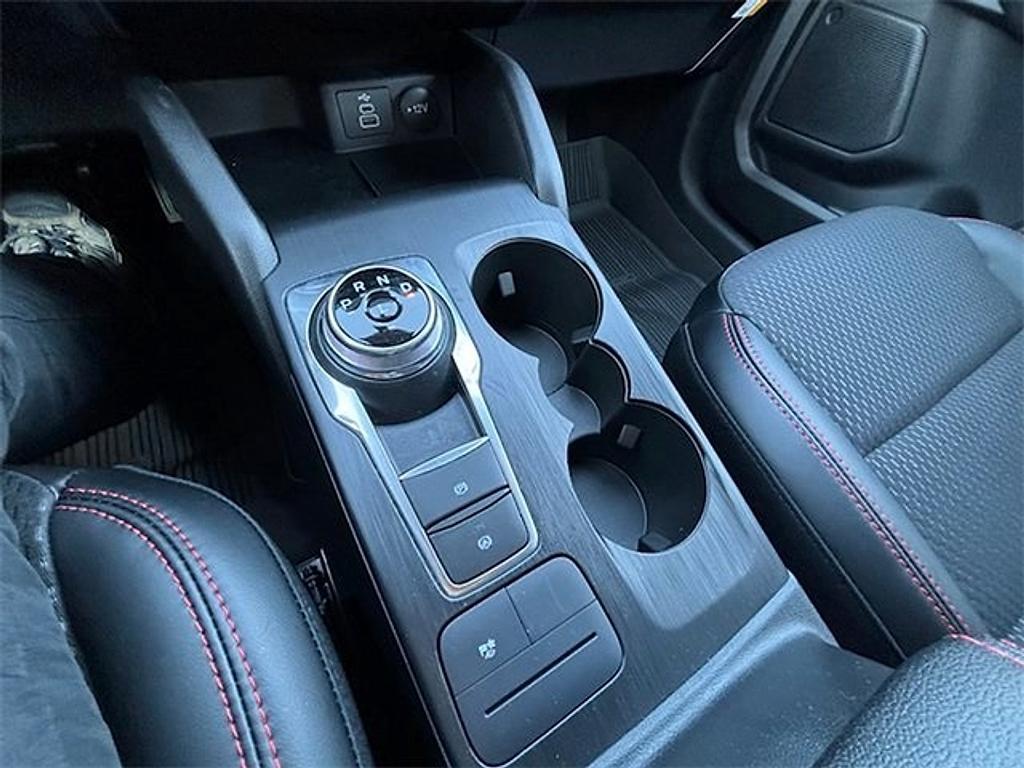 new 2025 Ford Escape car, priced at $30,681