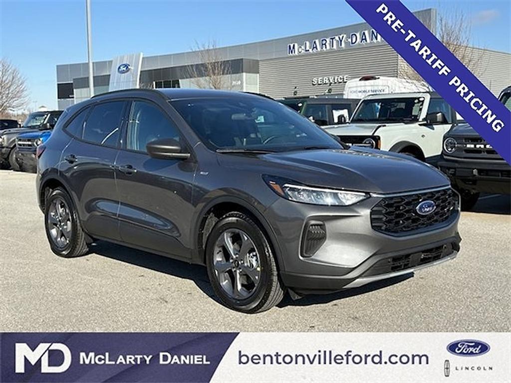 new 2025 Ford Escape car, priced at $30,681