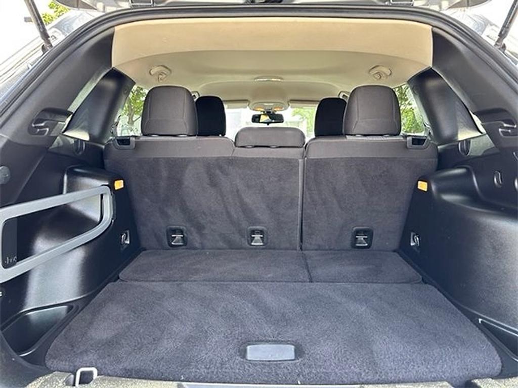 used 2015 Jeep Cherokee car, priced at $7,428