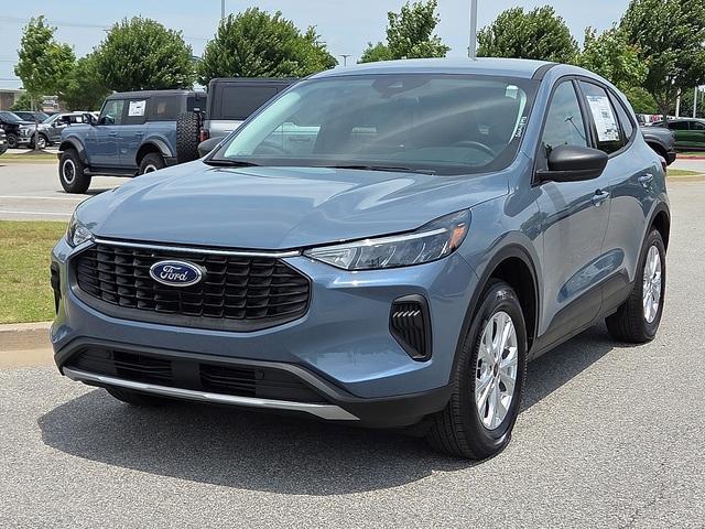 new 2025 Ford Escape car, priced at $26,036