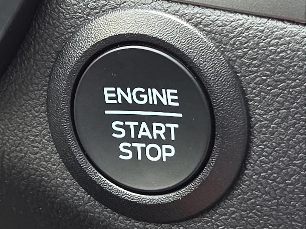 new 2025 Ford Escape car, priced at $22,536