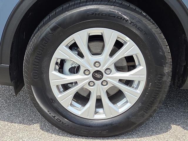 new 2025 Ford Escape car, priced at $26,036