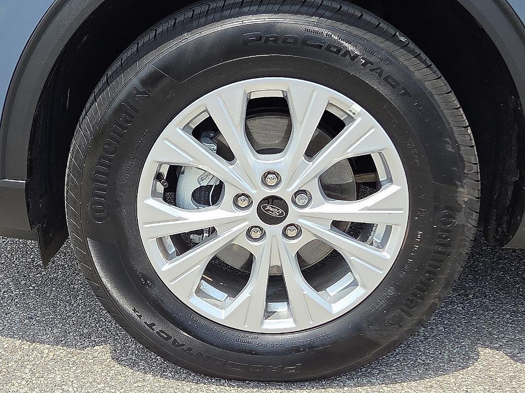 new 2025 Ford Escape car, priced at $22,536