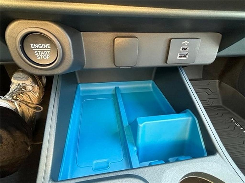 new 2025 Ford Maverick car, priced at $31,245