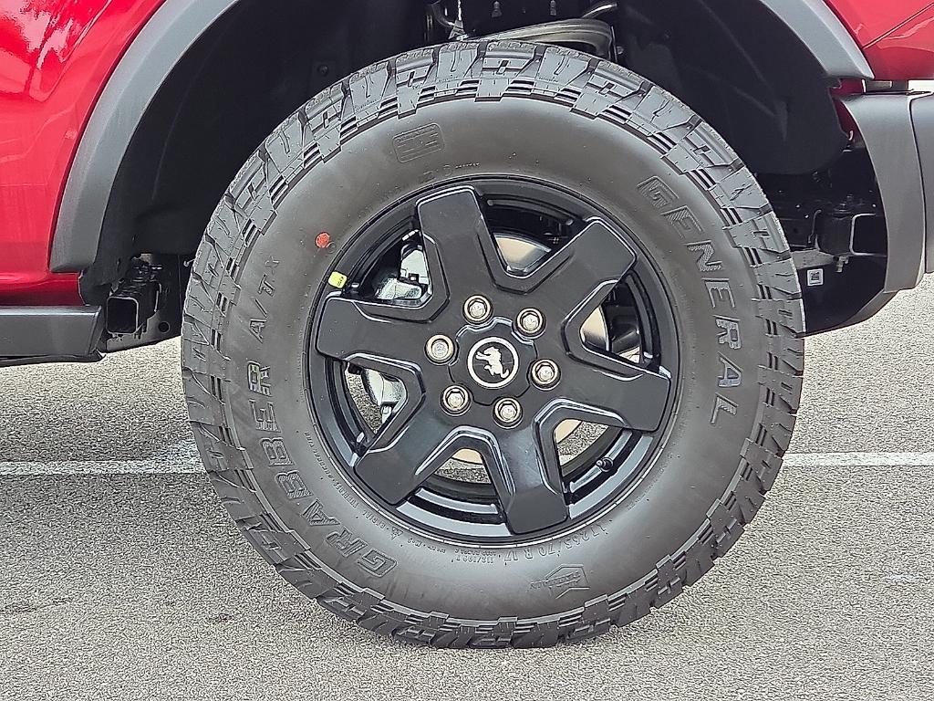 new 2025 Ford Bronco car, priced at $47,818