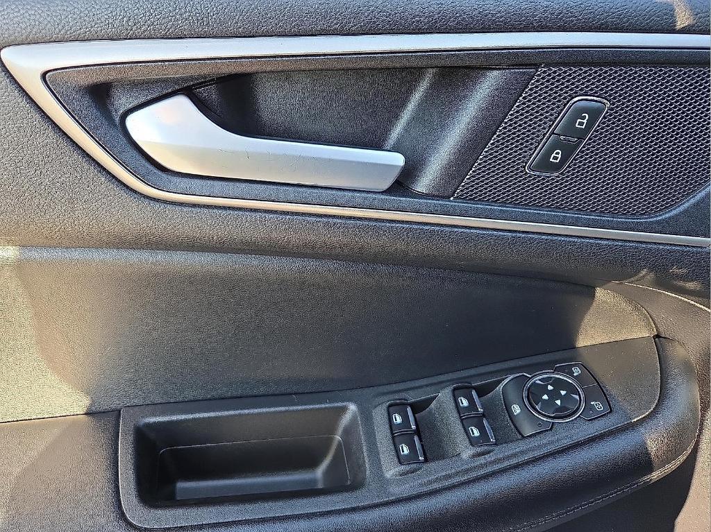 used 2022 Ford Edge car, priced at $22,749