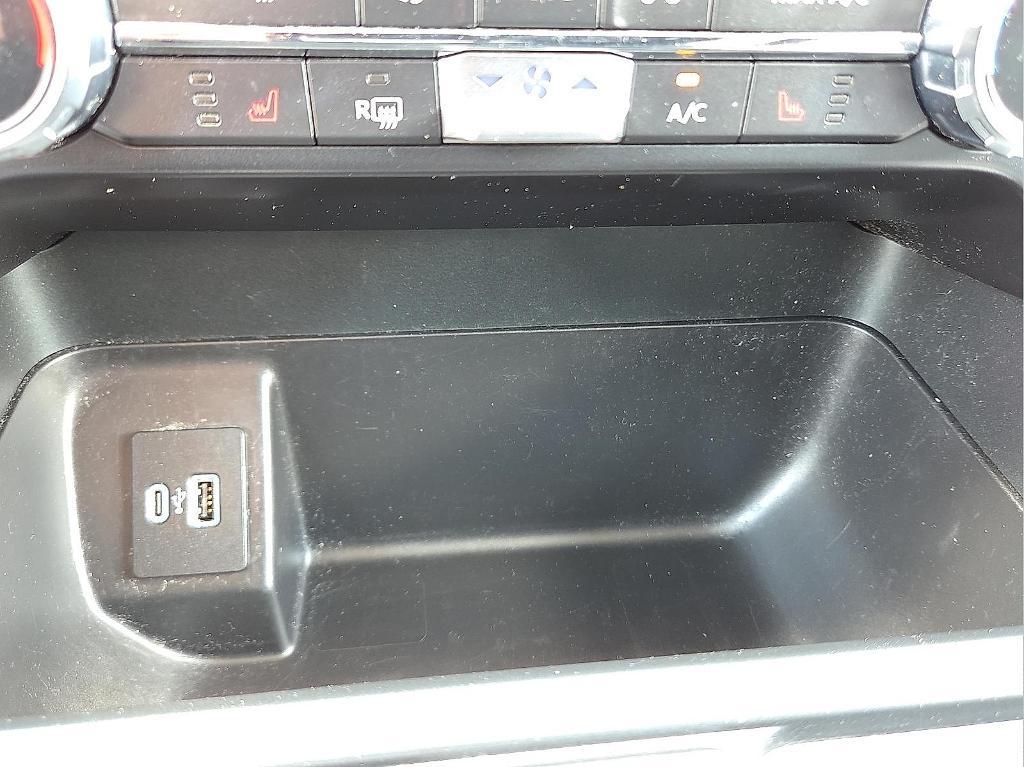 used 2021 Ford F-150 car, priced at $29,621