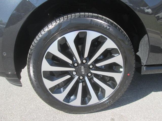 new 2024 Lincoln Navigator car, priced at $97,155