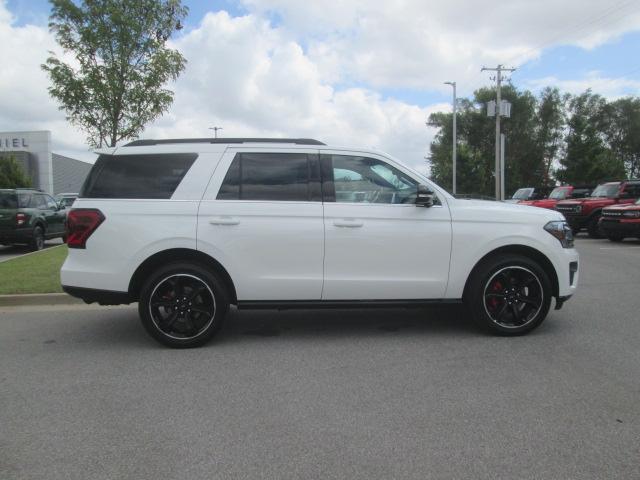 new 2024 Ford Expedition car, priced at $71,123