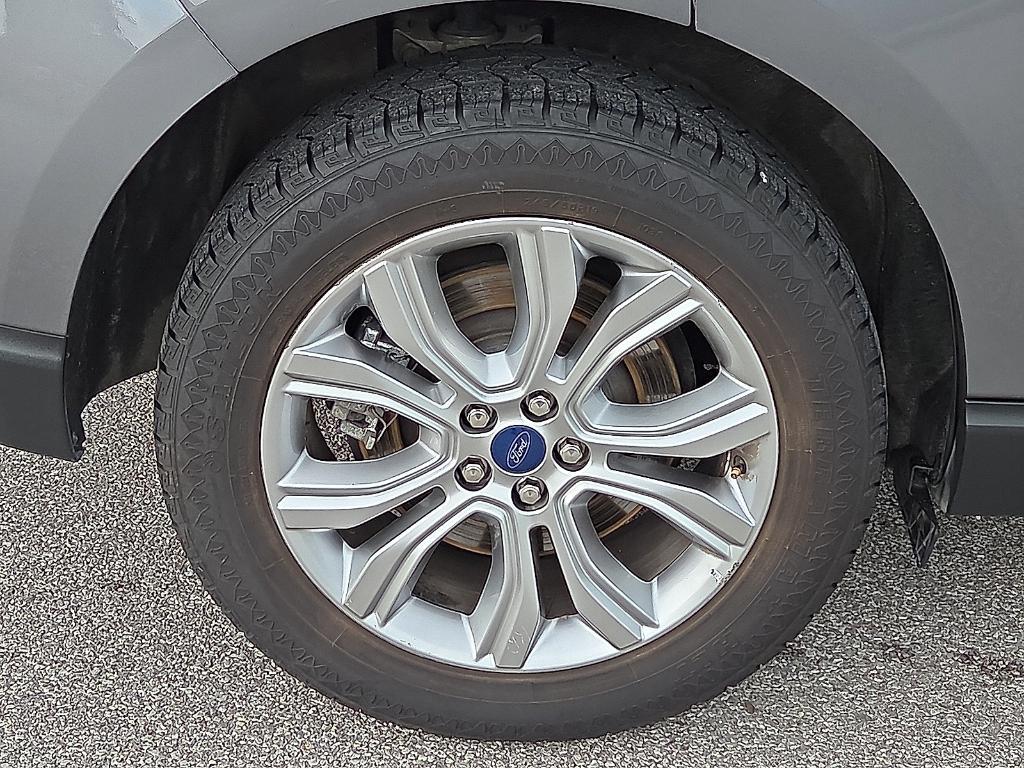 used 2022 Ford Edge car, priced at $22,826