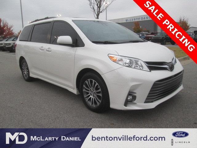 used 2018 Toyota Sienna car, priced at $23,132