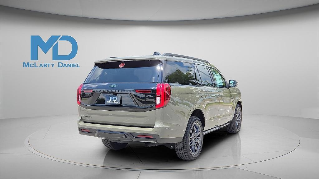 new 2025 Ford Expedition car, priced at $79,468