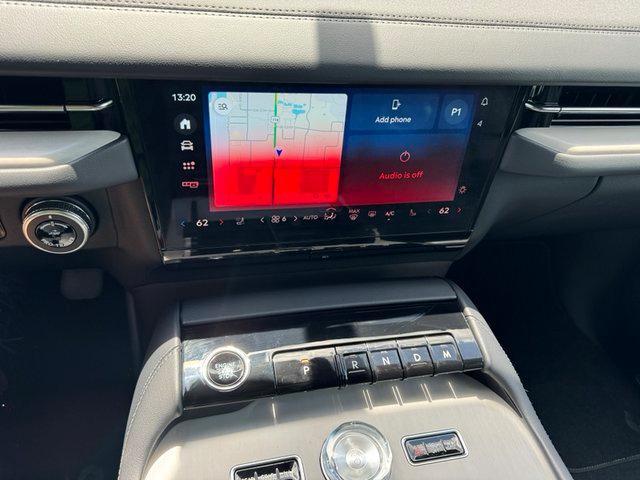 new 2025 Lincoln Navigator L car, priced at $109,300