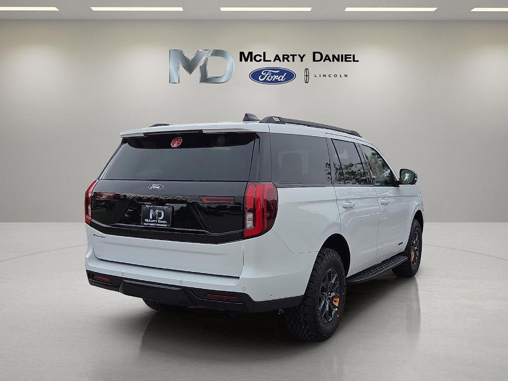 new 2025 Ford Expedition car, priced at $78,002