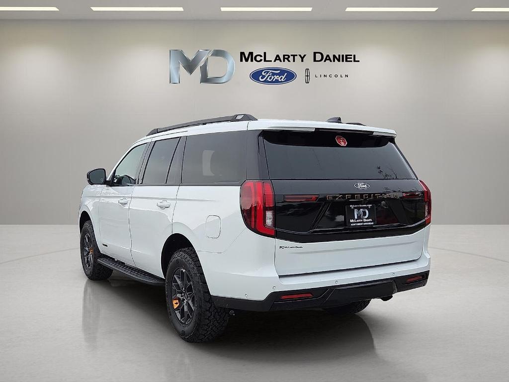 new 2025 Ford Expedition car, priced at $78,002