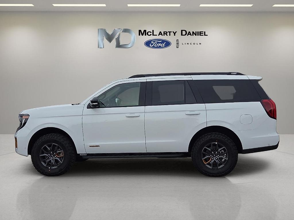 new 2025 Ford Expedition car, priced at $78,002