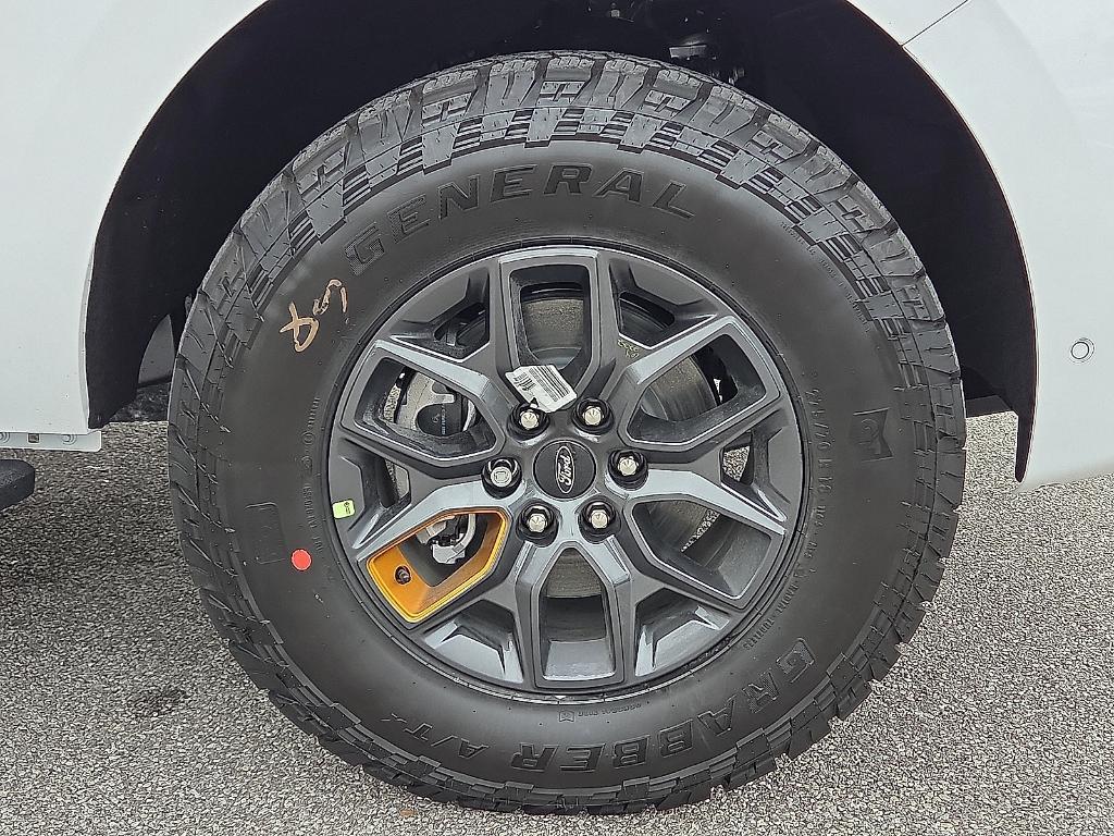 new 2025 Ford Expedition car, priced at $78,002