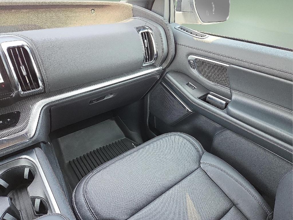 new 2025 Ford Expedition Max car, priced at $81,774