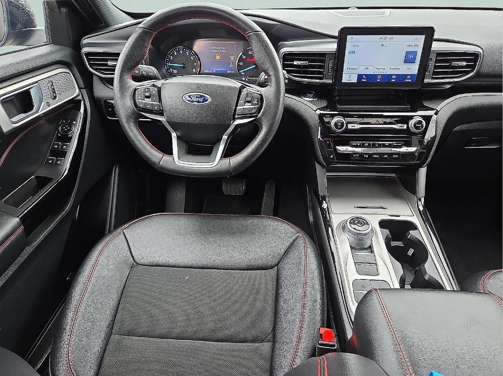 used 2024 Ford Explorer car, priced at $41,314