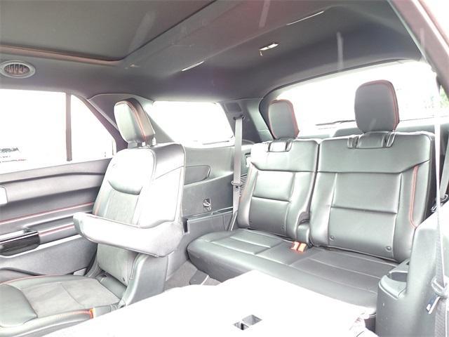 used 2024 Ford Explorer car, priced at $43,995