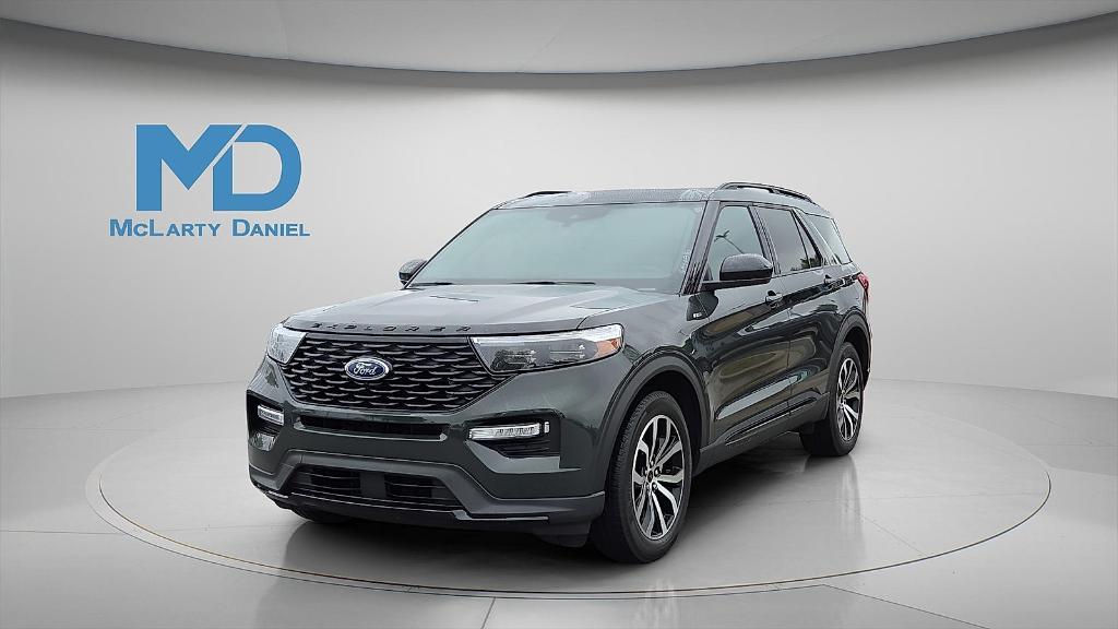 used 2024 Ford Explorer car, priced at $41,444
