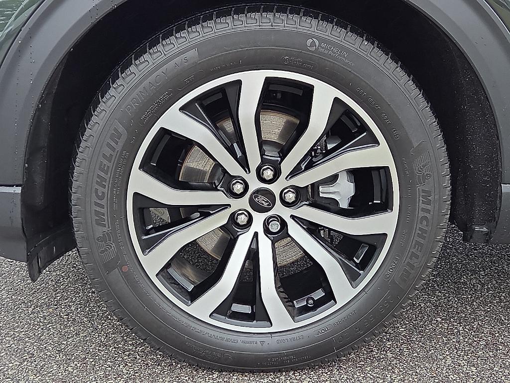 used 2024 Ford Explorer car, priced at $41,314