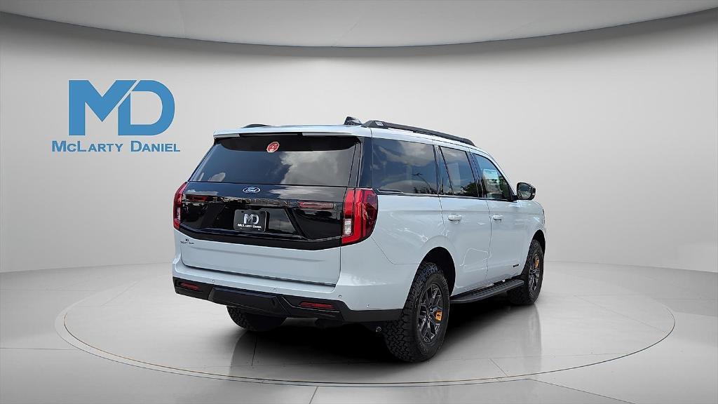 new 2025 Ford Expedition car, priced at $83,520