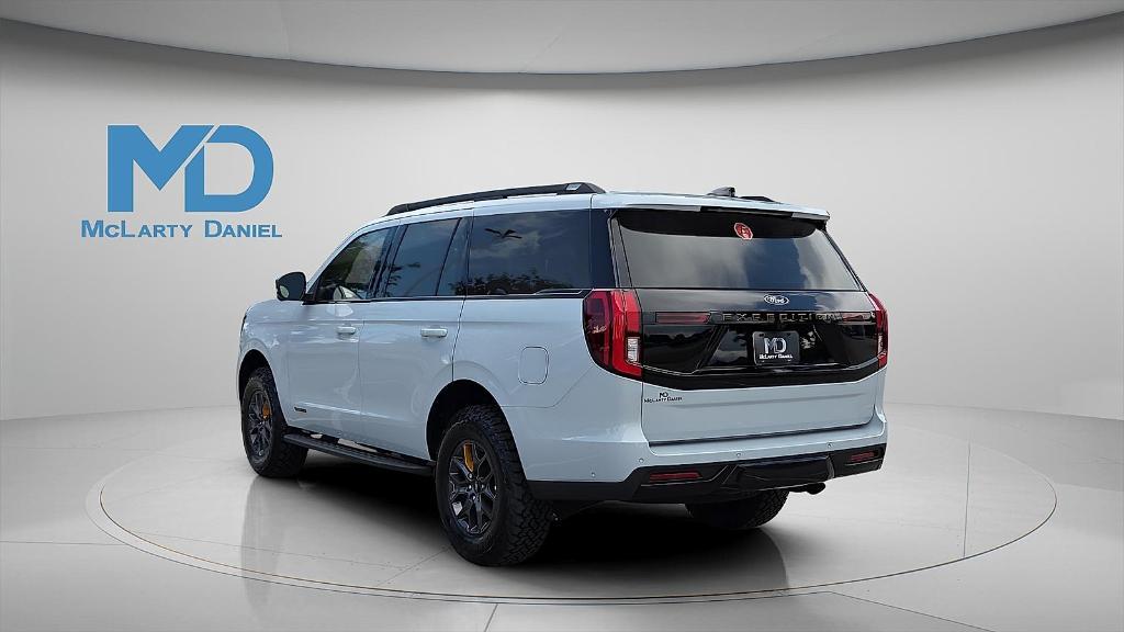 new 2025 Ford Expedition car, priced at $83,520