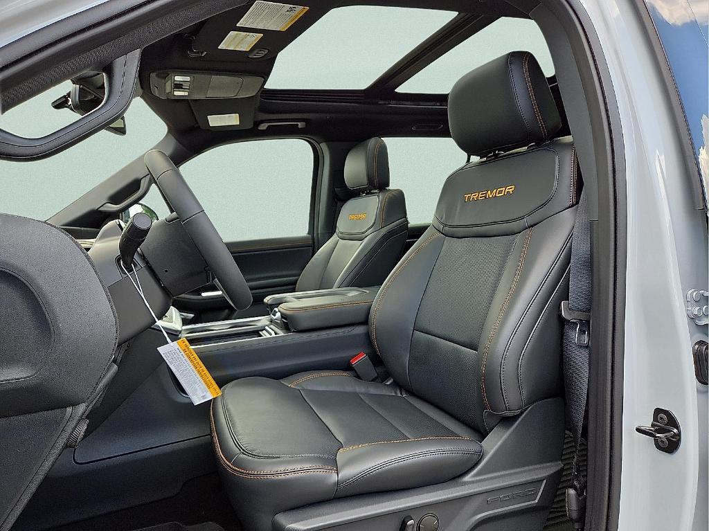 new 2025 Ford Expedition car, priced at $83,520