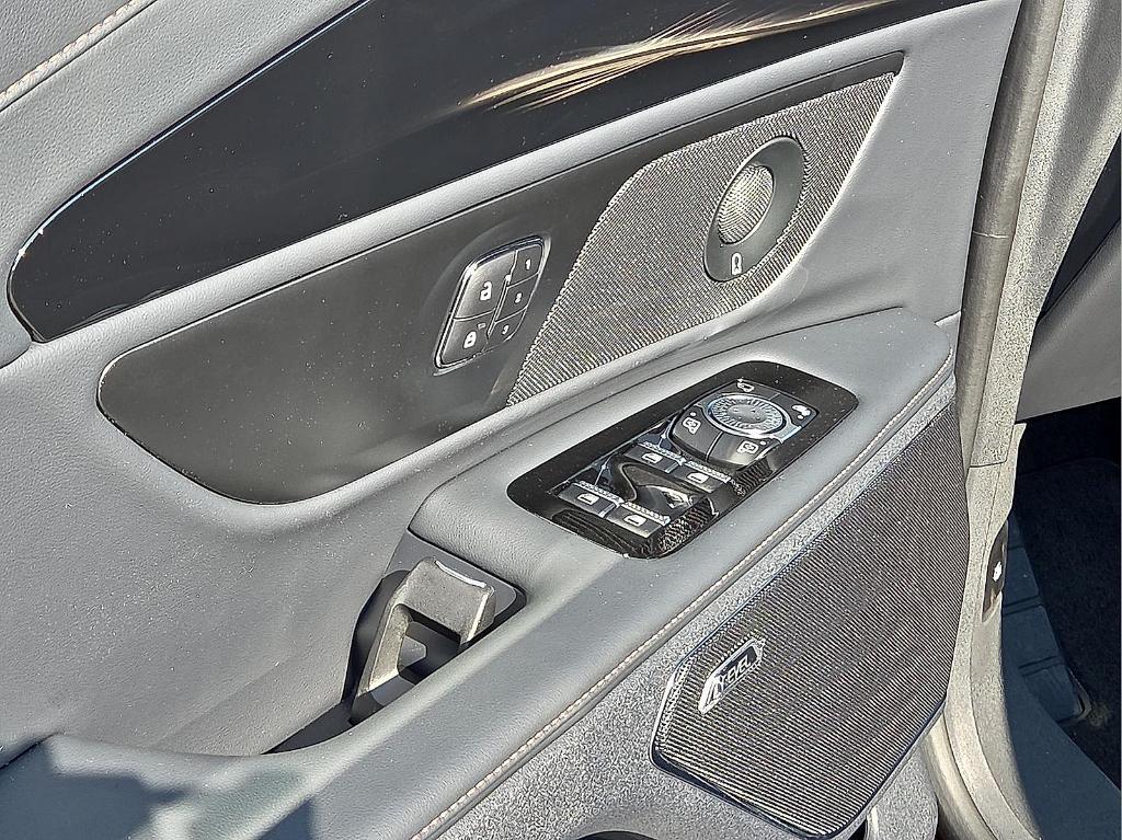 new 2025 Lincoln Nautilus car, priced at $51,022