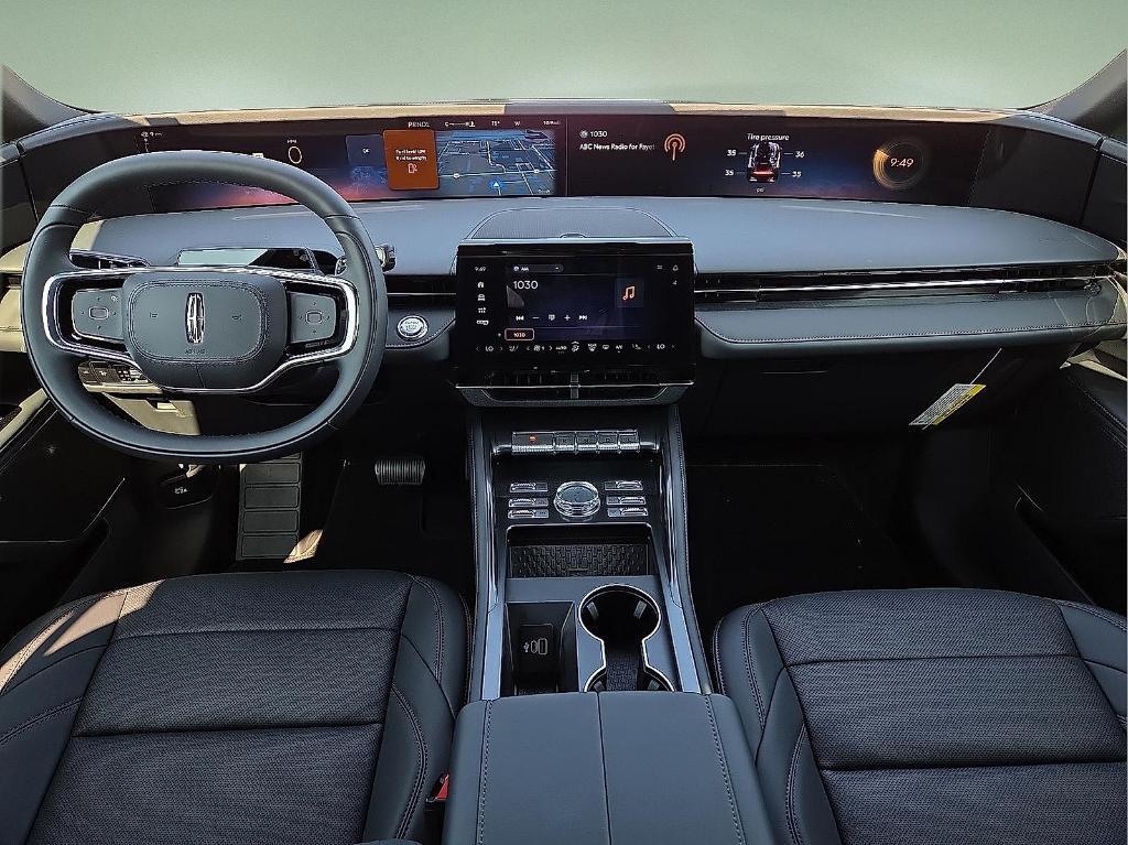 new 2025 Lincoln Nautilus car, priced at $51,022