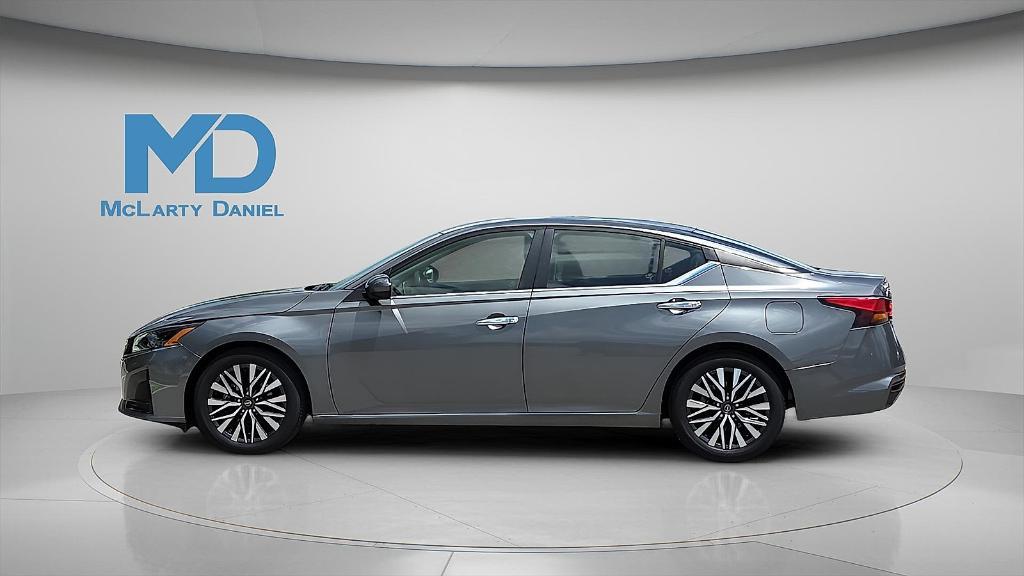 used 2023 Nissan Altima car, priced at $19,423