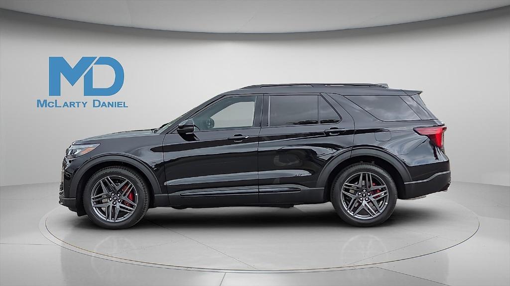 new 2025 Ford Explorer car, priced at $55,681