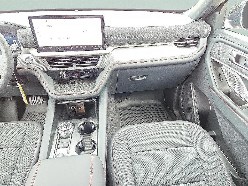 new 2025 Ford Explorer car, priced at $55,681
