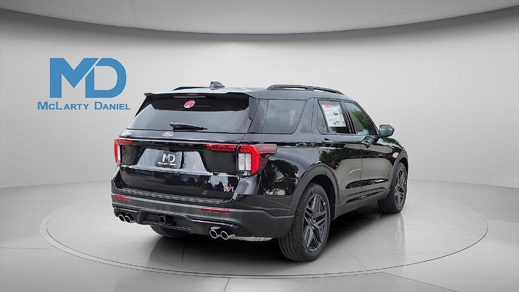 new 2025 Ford Explorer car, priced at $55,681