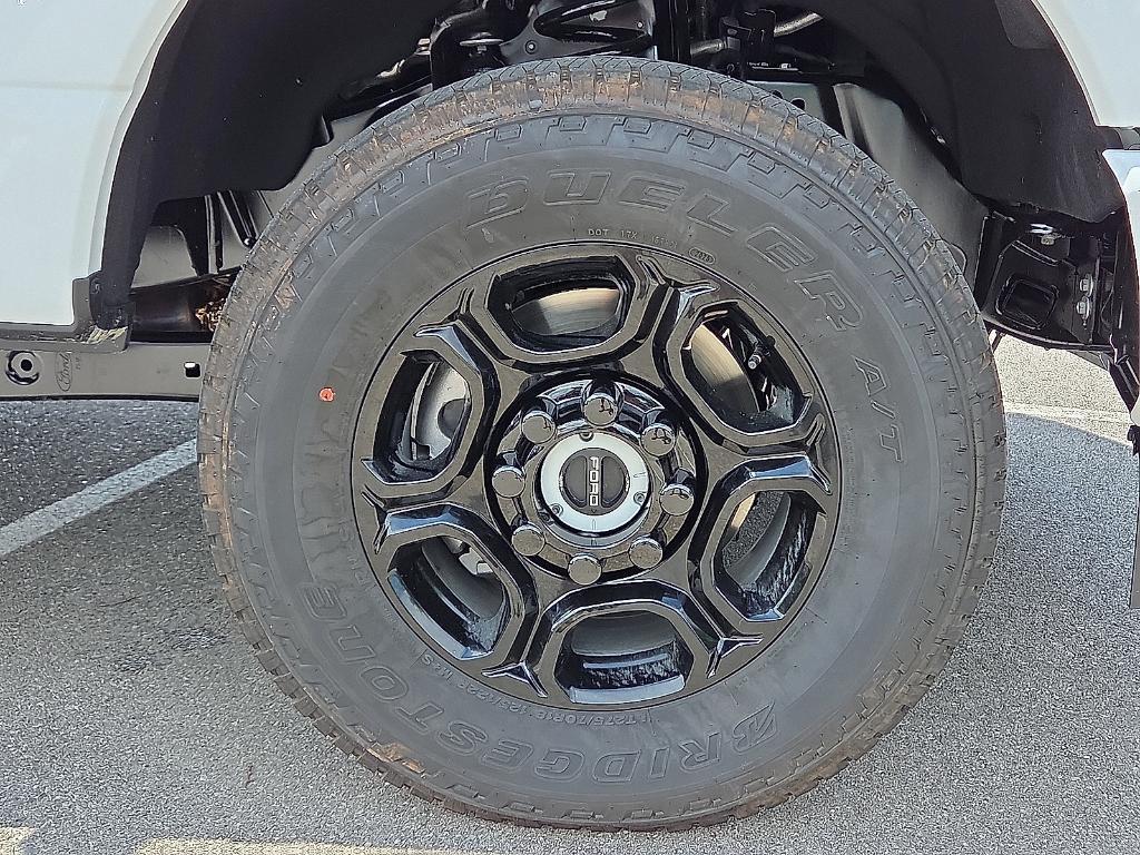 new 2025 Ford F-250 car, priced at $56,384