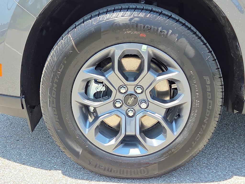 new 2025 Ford Maverick car, priced at $32,876