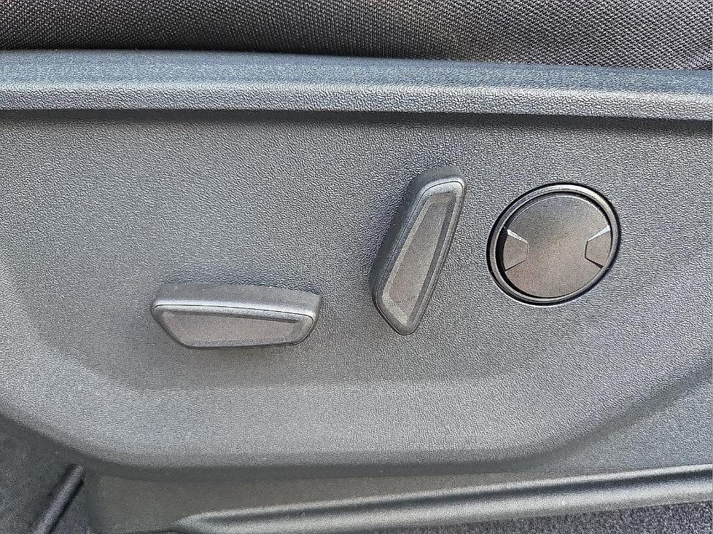 new 2025 Ford F-150 car, priced at $53,529