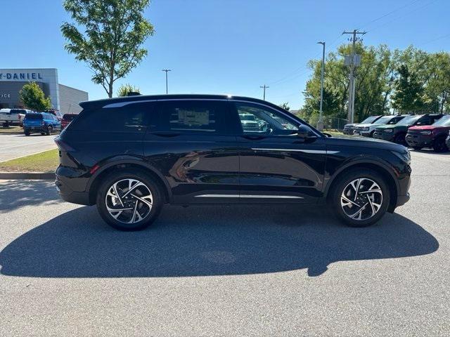 new 2025 Lincoln Nautilus car, priced at $55,678