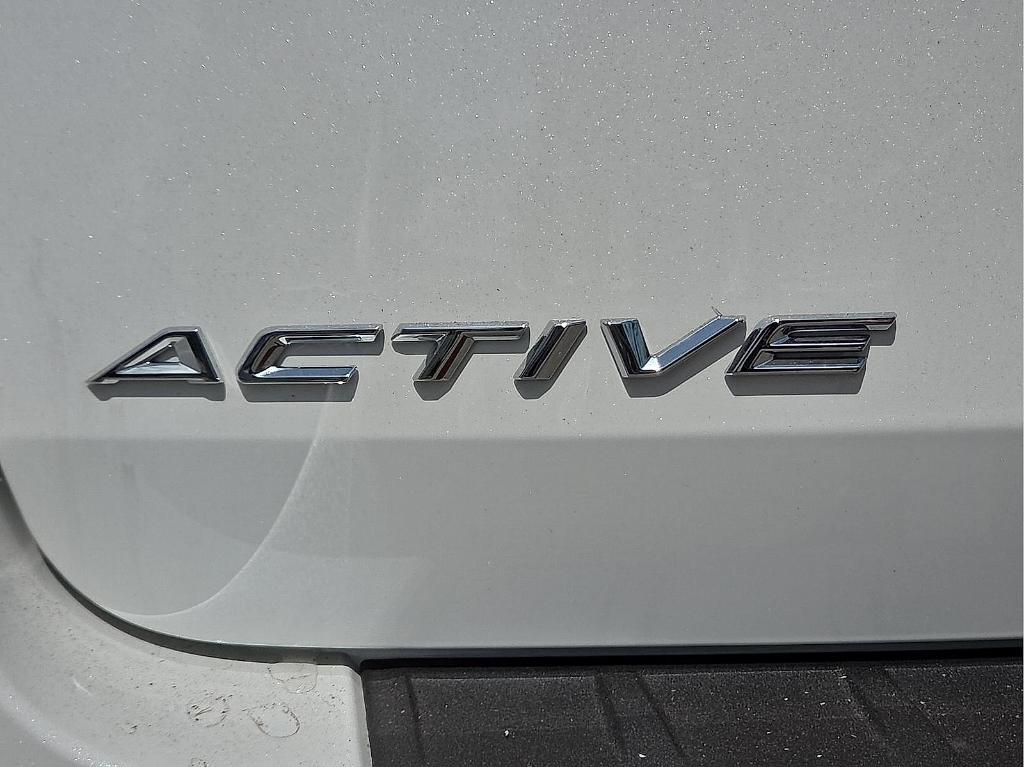 new 2025 Ford Explorer car, priced at $40,656