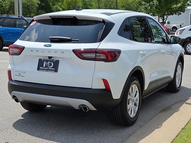 new 2025 Ford Escape car, priced at $24,512