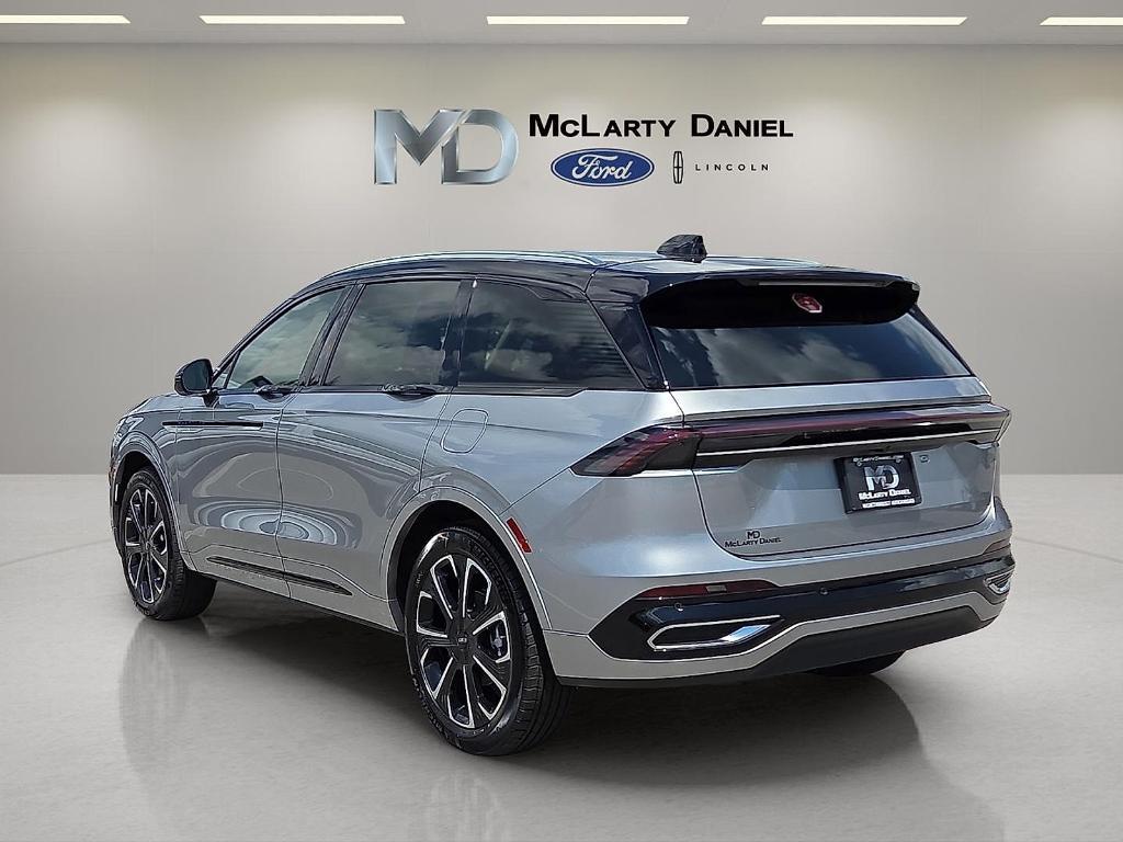 new 2025 Lincoln Nautilus car, priced at $53,422