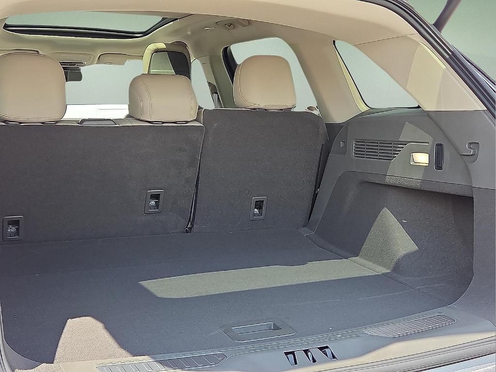 new 2025 Lincoln Nautilus car, priced at $53,422