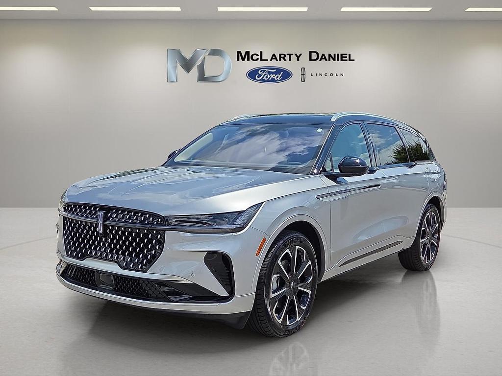 new 2025 Lincoln Nautilus car, priced at $53,422