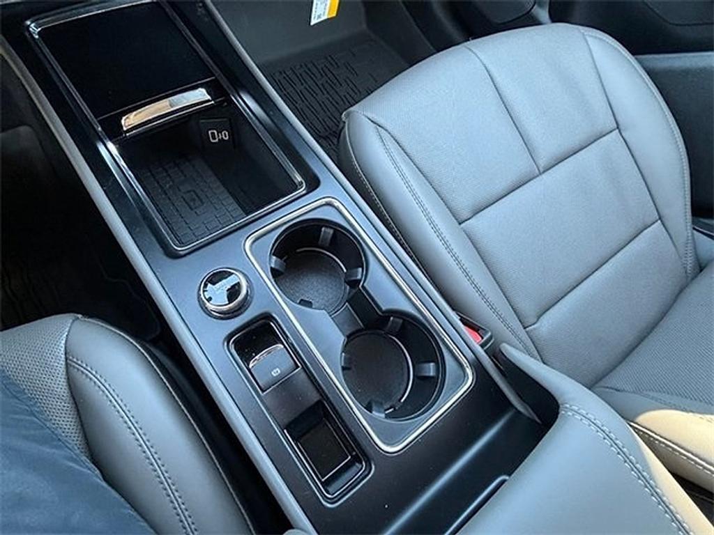 new 2025 Lincoln Corsair car, priced at $57,994