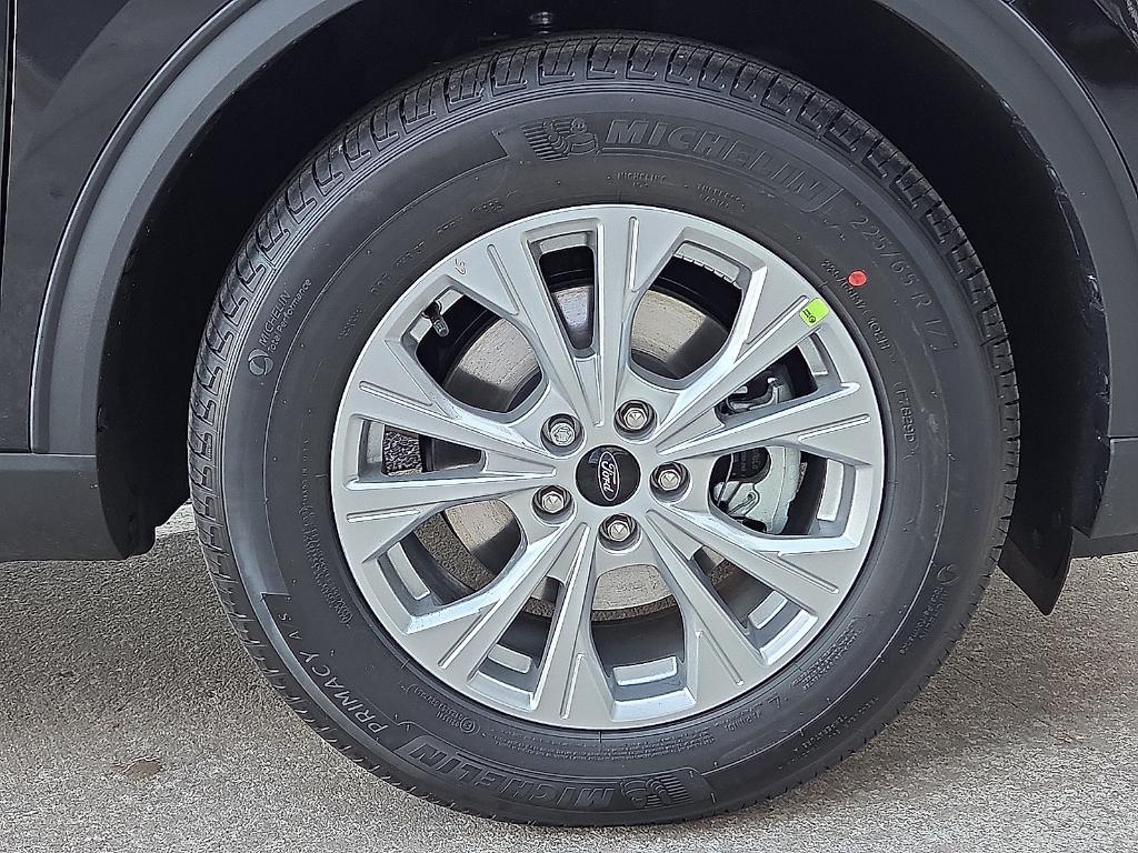 new 2026 Ford Escape car, priced at $28,344