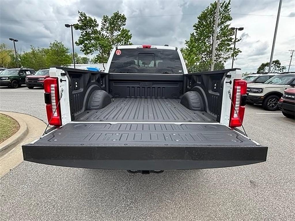 new 2025 Ford F-350 car, priced at $72,716
